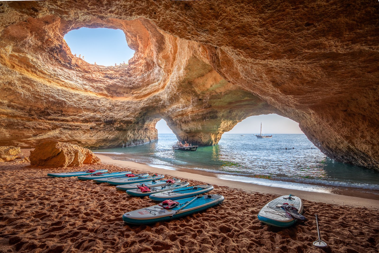 Praias mais exóticas: Algar de Benagil, Portugal