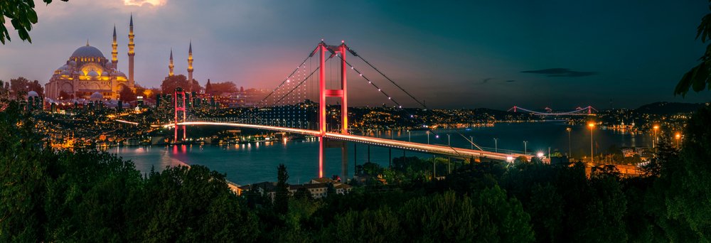 Iluminação da ponte do Bósforo