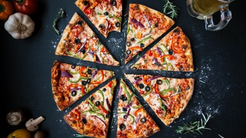 Qual é a verdadeira origem da pizza?